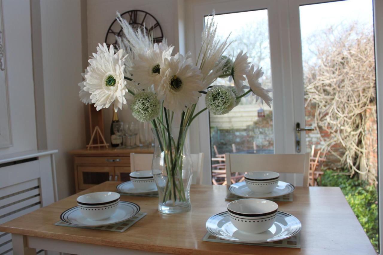 Holiday home Beautiful Barn Conversion, 3 Bed, Hot Tub, Sauna, Gym, Enclosed Garden