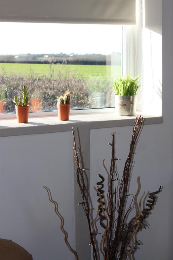Beautiful Barn Conversion, 3 Bed, Hot Tub, Sauna, Gym, Enclosed Garden * Ryde (Isle of Wight)